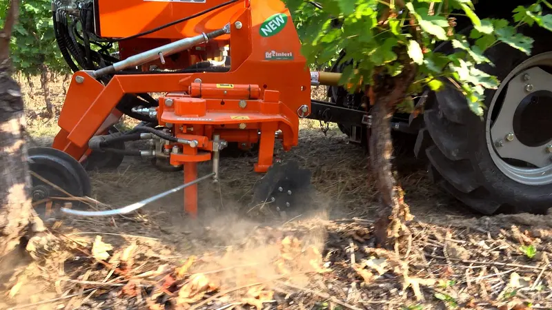 Rinieri Single Turbo With Blade | Row Width 67"-236" Inches | Horsepower 40-60 Hp | For Tractor 3