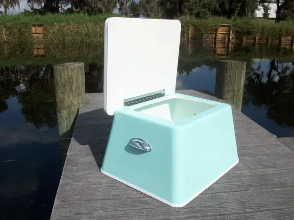 Rio Marine Customs | Fiberglass Step Box With Lid | Rough Water | Model Rwsb03 | 22" W X 17.5" D X 12.75" H | Durable Storage Solution | For Boat Deck & Dockside 1