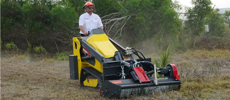 Seppi Flail Mulcher | Model Smo 200 | Working Width 79" | 16-40 Gpm | For Mini & Compact Track Loaders 1