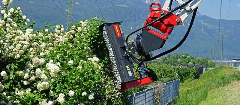 Seppi Lightest Excavator Flail Mulcher / Mower | Model H3 85 | Working Width 33" | Machine Size 5 - 7 Ton | For Excavators 1