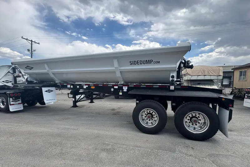 Smithco Heavy-Duty Side Dump Trailer | Model Sxl3-4234 | Frame Length 42' | Tub Length 34' 1