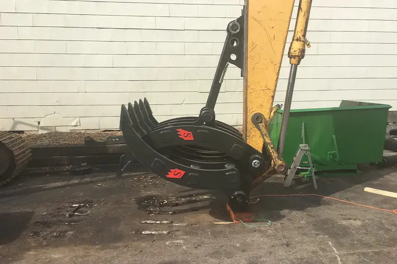Solesbee’S Hydraulic Pin Mounted Thumb | Seg Series | Width 36"-54" | Machine Size 8 – 39 Tons | For Excavators 1