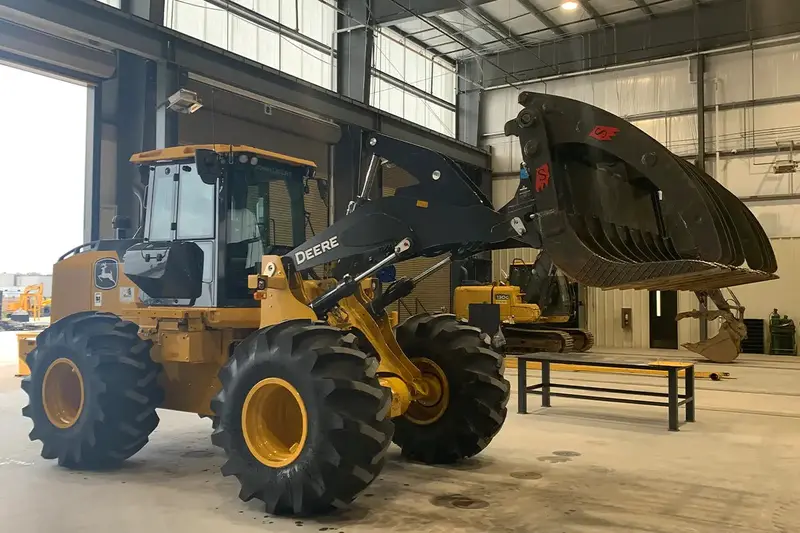 Solesbee’S Loader Rake Assembly | Serl Series | Blade Width 8'-20' | Hydraulic Flow 15-25 Gpm | For Loaders 1