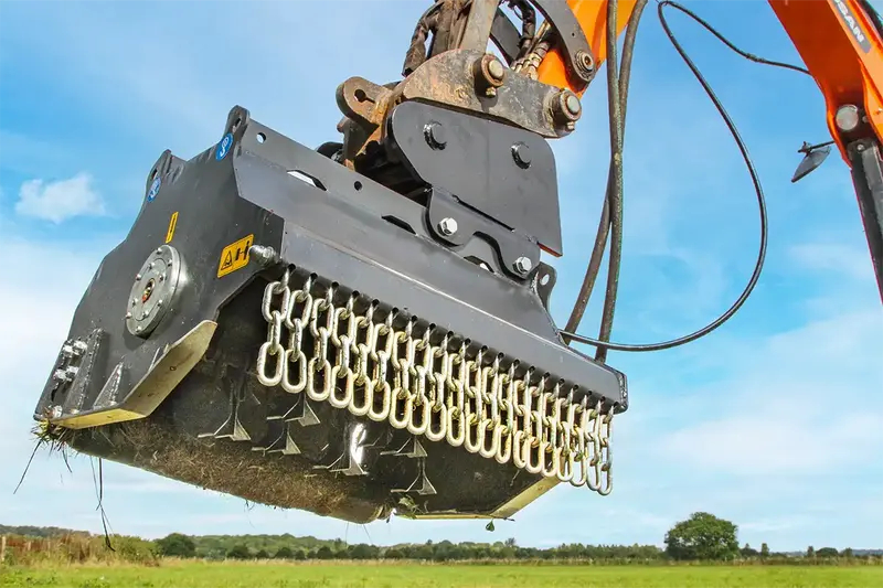 Solesbee's Mulcher | Model Tc1-100 | Motor Type 9Cc | Machine Weight 1.5-4.5 Tons | For Mini Excavators 1