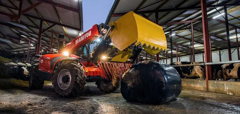 Tanco Baleshear | Model I73 | Width 69" | 20 Gpm | 40-60 Hp | For Skid Steers, Tractors & Loaders 1