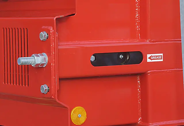 Teagle | Titan Muck Spreader | Titan Series | Models 6 To 17 | Capacity 6.3M³ To 20.1M³ | 90 To 150+ Hp | For Tractors 4