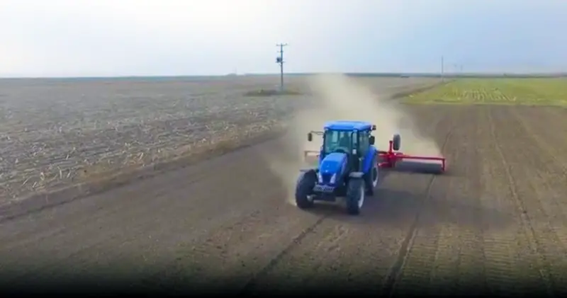 Toscano | Folding Cambridge Roller | Model 6200 & 8200 | Work Width 20.17 To 26.74 Feet | Horsepower 90-140 Hp | For Tractor 1