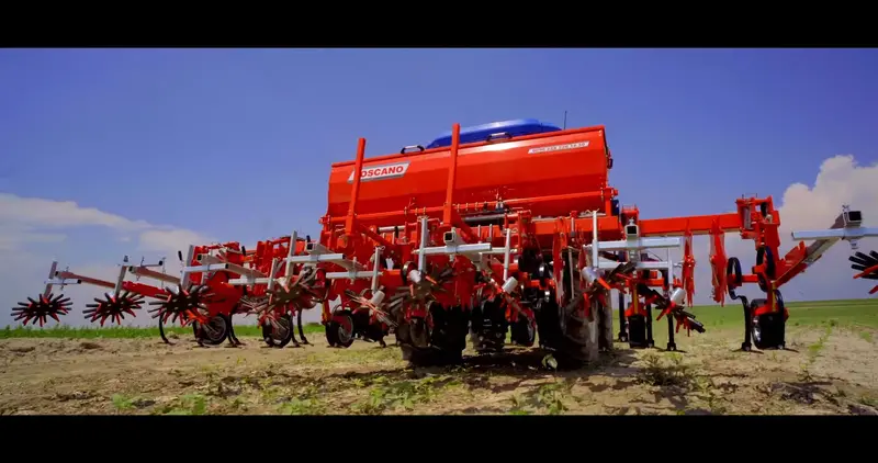 Toscano | Row Crop Cultivator – Folding | Model 7, 9, 10 & 12 Units | Total Width 15.75 To 20.34 Feet | Horsepower 80-100 Hp | For Tractor 5