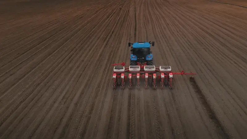 Toscano | Seeder Folding – Disc Type | Model 8 Units | Total Width 18.04 Feet | Horsepower 130-160 Hp | For Tractor 7
