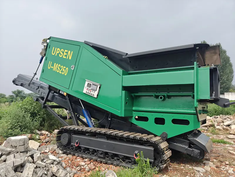 Upsen Mobile Compact Double-Shaft Shredder | Model U-Ms250 | Hopper Size 1500 × 2800 Mm | Engine Horsepower 210 Hp 1