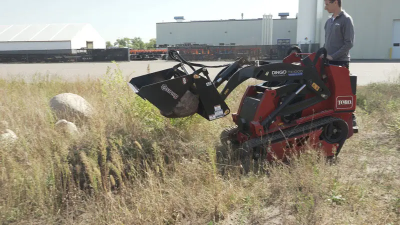 Virnig V20 Mini Skid Steer Multi-Purpose Bucket (4-In-1) | Cmp Series | Widths 36" To 54" | 15-25 Gpm | For Mini Skid Steers 3