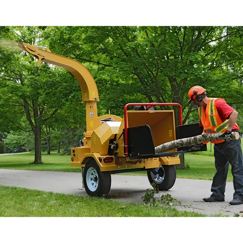Wallenstein Towable Hydraulic Feed Wood Chipper | Models Bxtr Series | Rotor Diameter 25" & 30" | 23-40 Hp | For Tractors 1