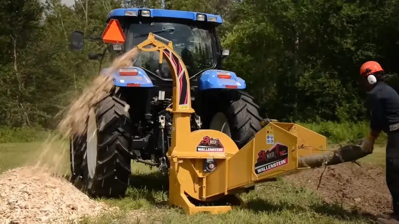 Wallenstein Wood Chipper | Model Bx102r, Bx102ri & Bx102rpi | Rotor Diameter 36" | Capacity 10" | 75-120 Hp | For Tractors 1
