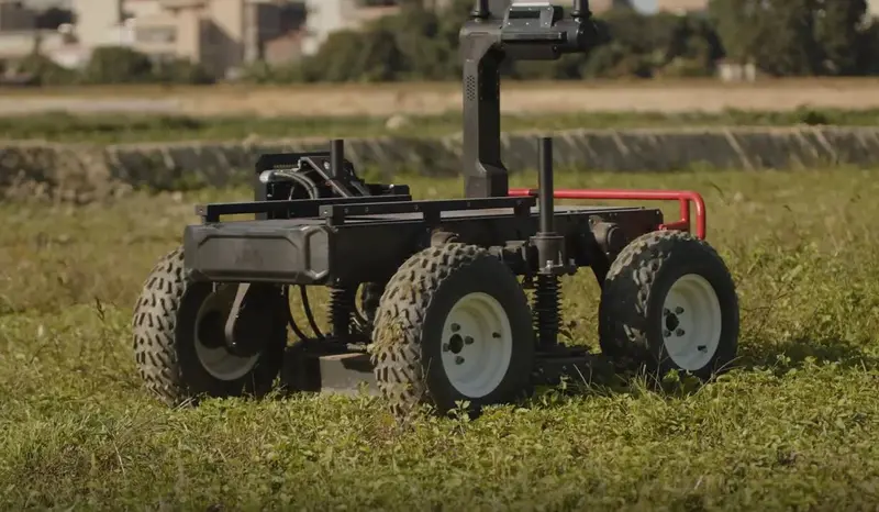 Xag R150 Autonomous Tractor (Mower) Ground Vehicle | For Agriculture 1